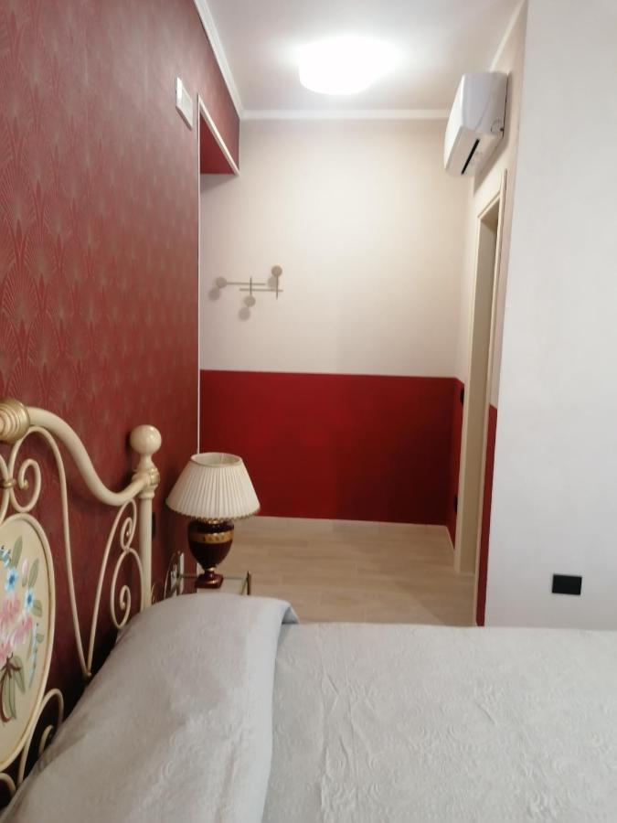 B&B Villa Preziosa Lago Maggiore Lesa Exterior photo