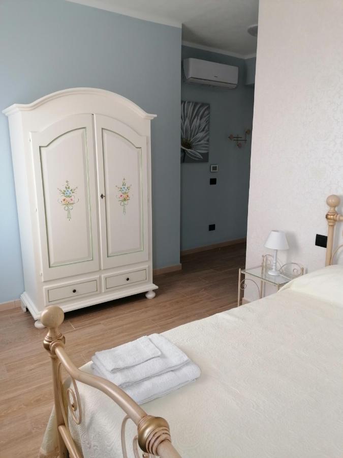 B&B Villa Preziosa Lago Maggiore Lesa Exterior photo