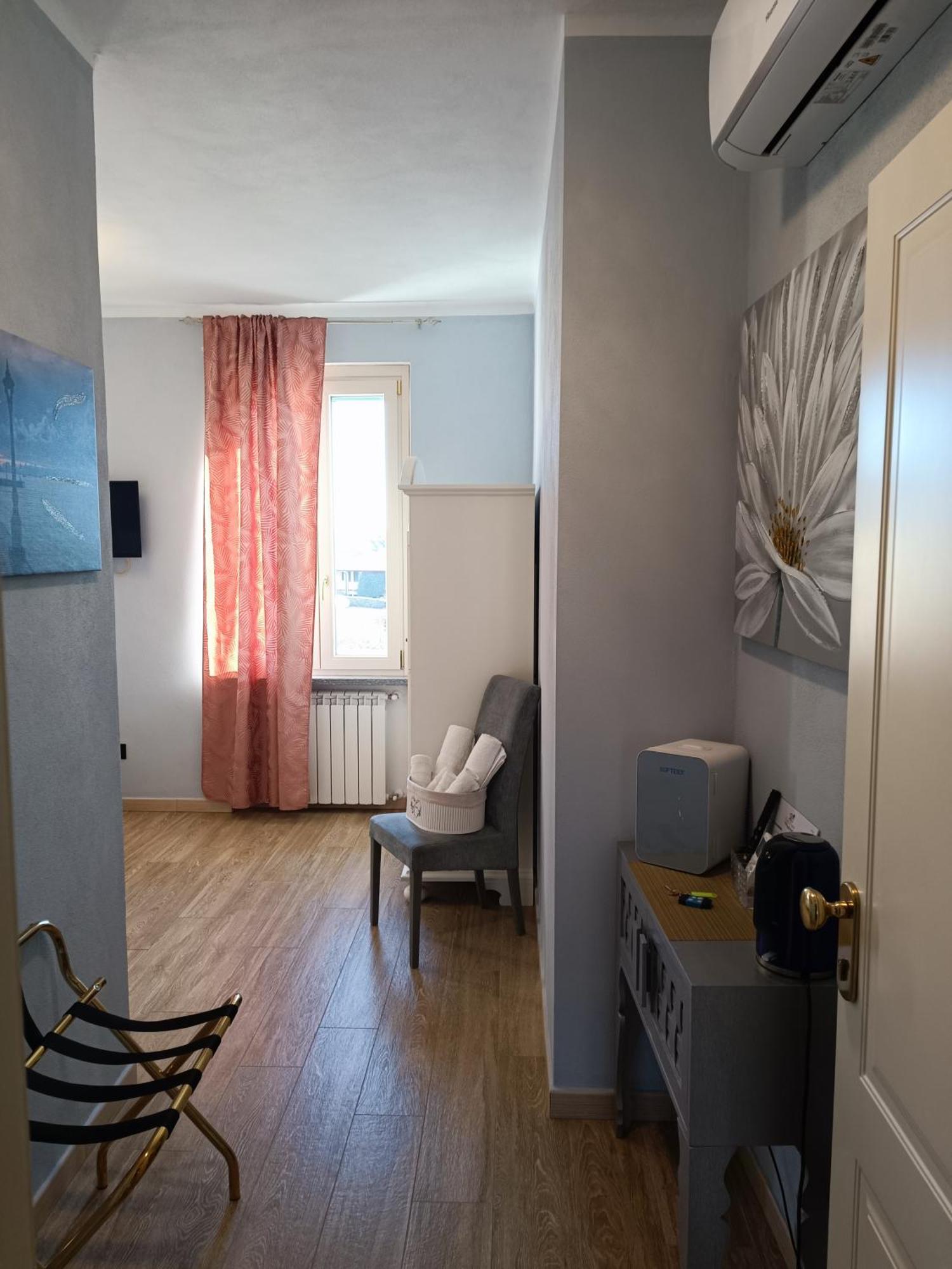 B&B Villa Preziosa Lago Maggiore Lesa Exterior photo